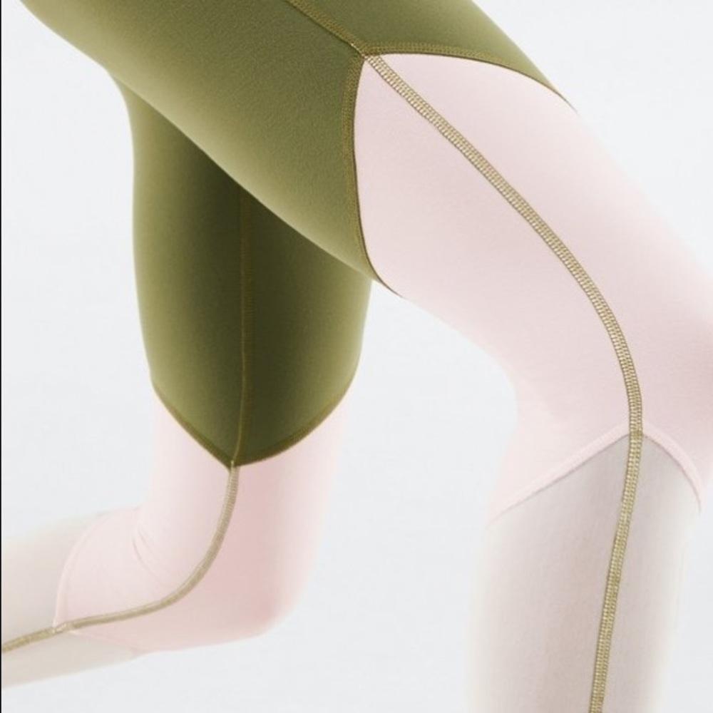 Fabletics set - Picture 3 of 7